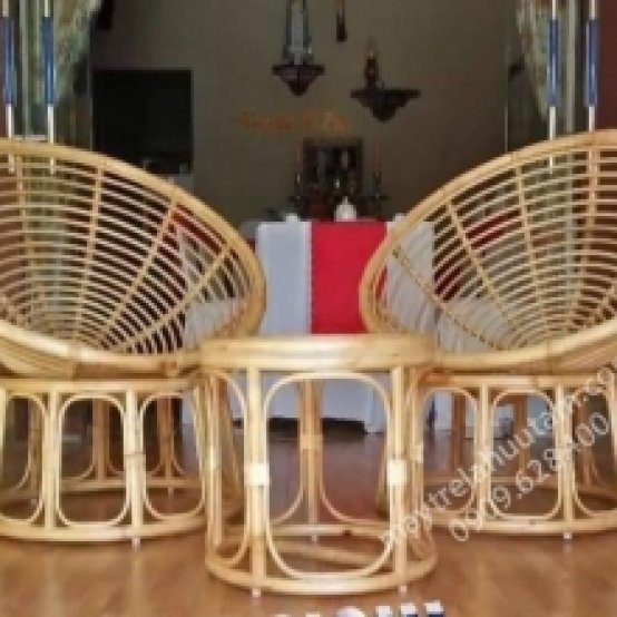 Bàn ghế mây tại sảnh